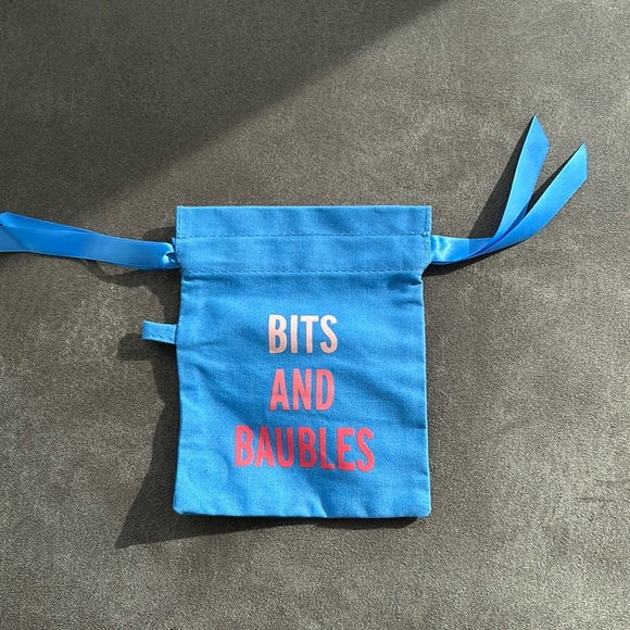 Kate Spade accessories bag NWOT - Picture 1 of 5